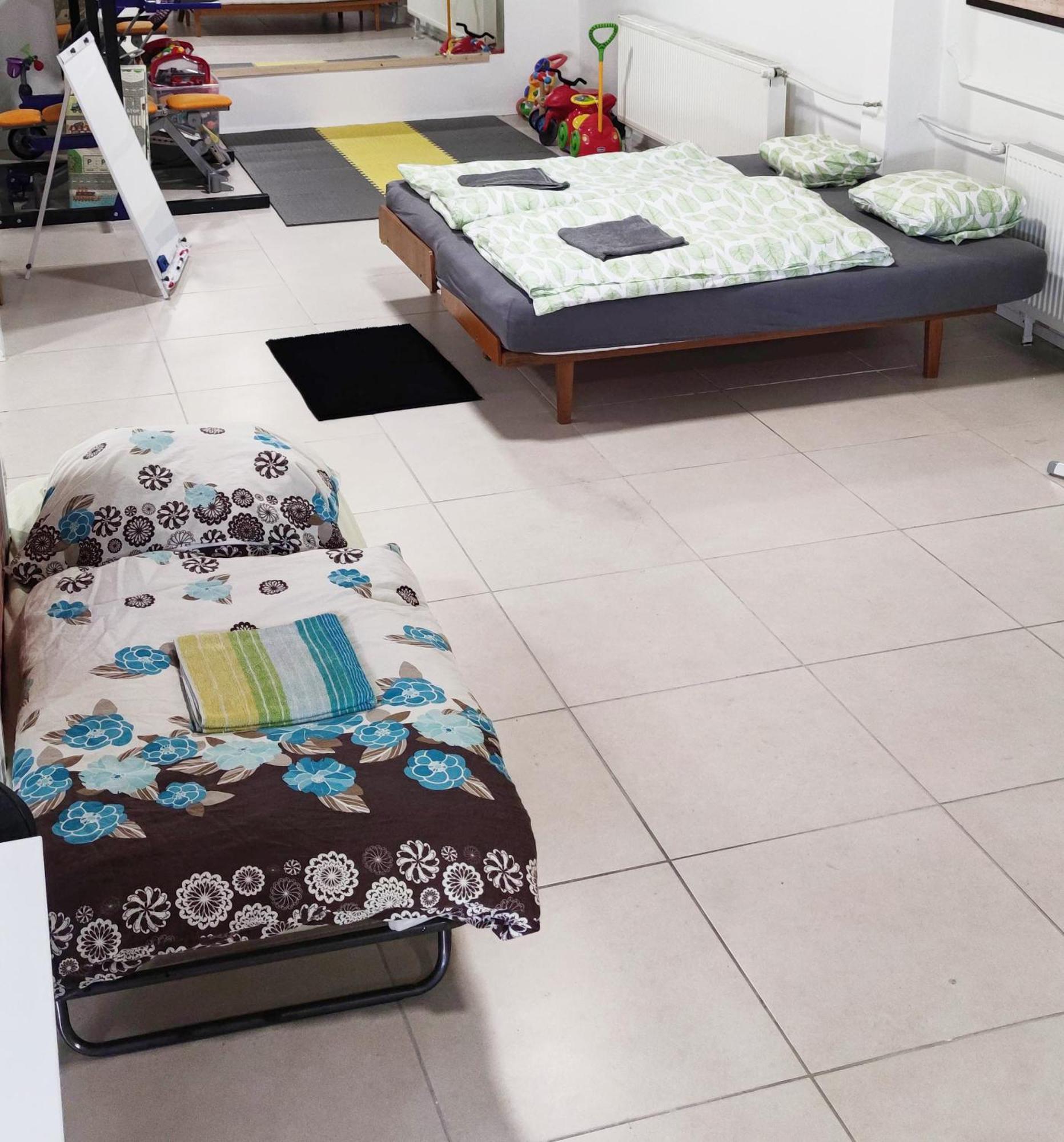 Krasny Priestranny Slnecny Apartman V Centre Mesta Trenčín Eksteriør bilde